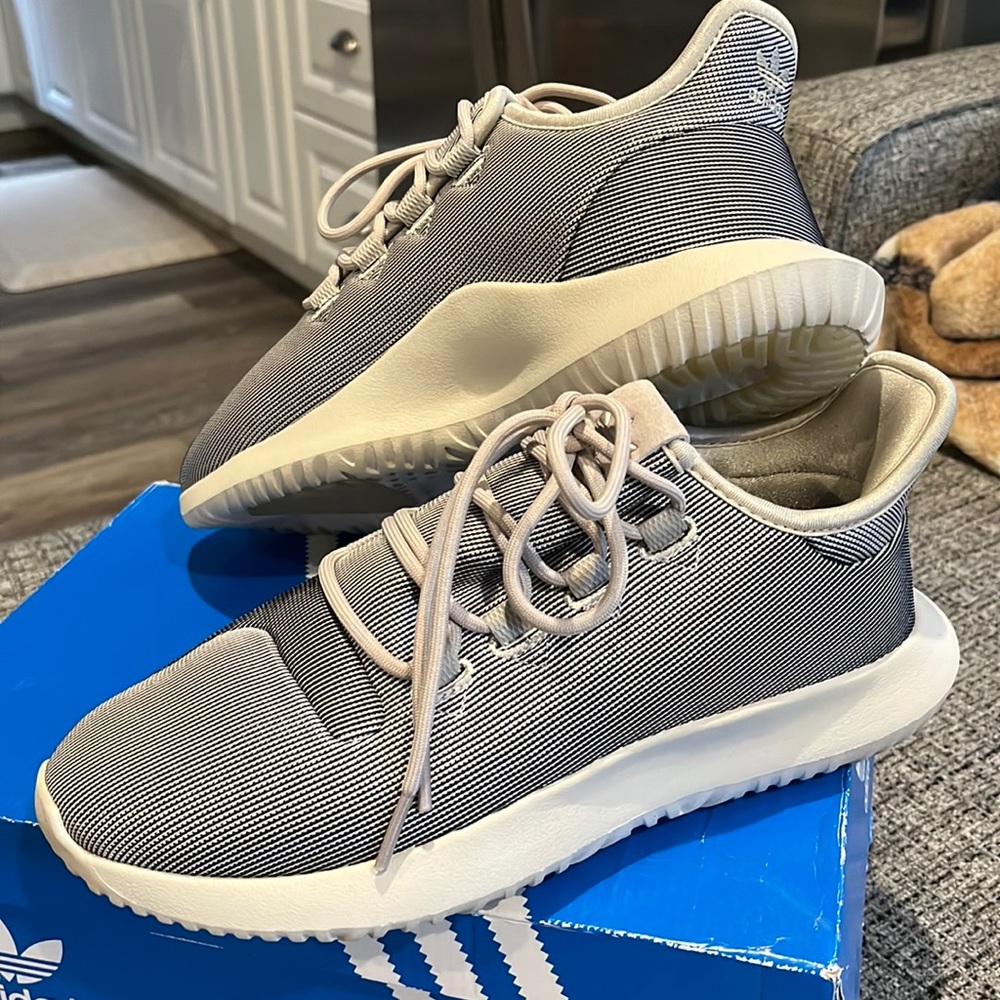 Adidas tubular shadow women’s